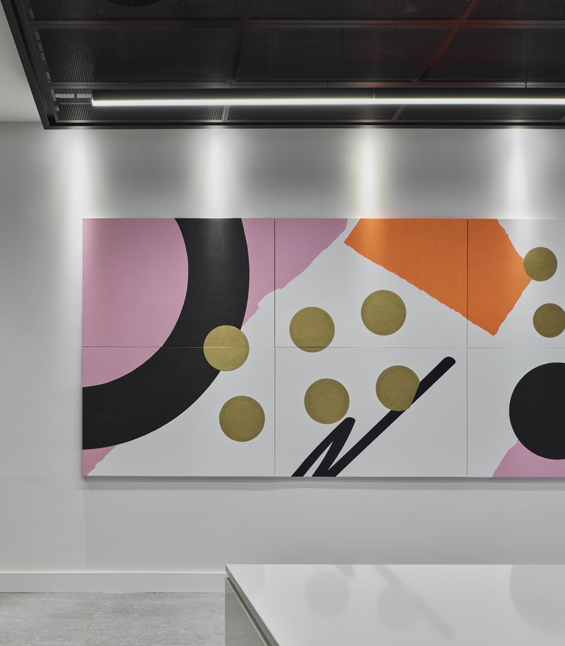 home-art-B-lg-B